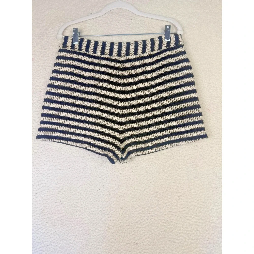 English‎ Factory Shorts Womens Large Black Striped Sweater Knit Lined Festival